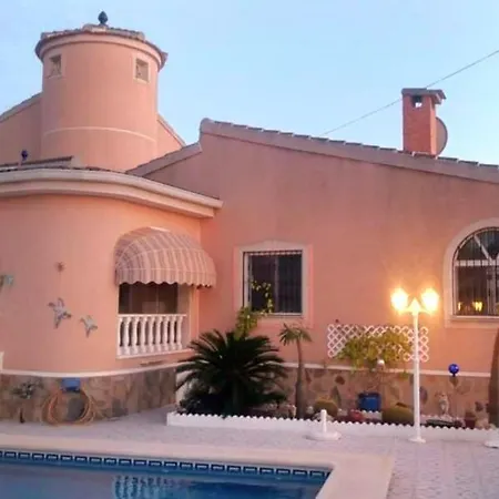 Casa Valdi, Fantastic 4 Bedroom House With Private,heated Swimming Pool And Barbecue *