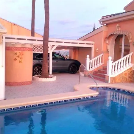Casa Valdi, Fantastic 4 Bedroom House With Private,heated Swimming Pool And Barbecue 別荘 *