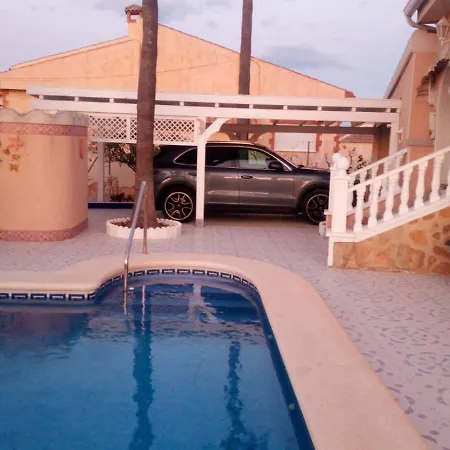 Casa Valdi, Fantastic 4 Bedroom House With Private,heated Swimming Pool And Barbecue * Ciudad Quesada