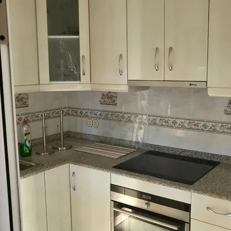 Casa Valdi, Fantastic 4 Bedroom House With Private,heated Swimming Pool And Barbecue