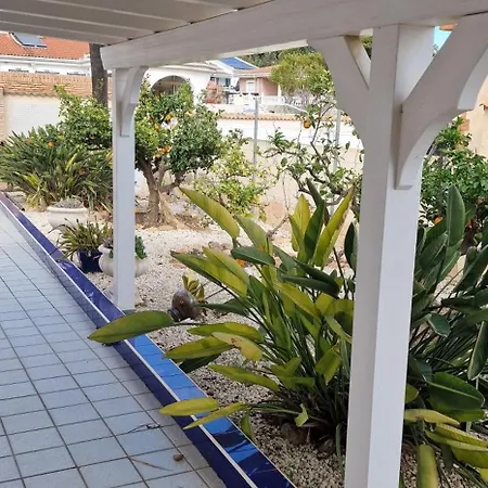 Casa Valdi, Fantastic 4 Bedroom House With Private,heated Swimming Pool And Barbecue Ciudad Quesada